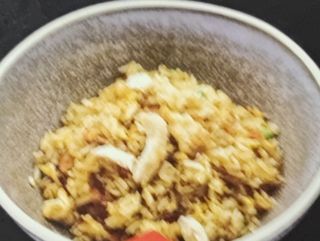 Arroz frito con pollo