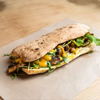 Bocadillo de Setas y Quesos
