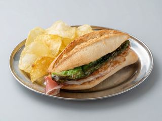 Montadito Serranito
