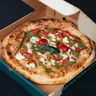 Pizza Tricolore