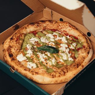 Pizza Pesto