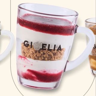 Volutè Cheesecake con Frutos Rojos