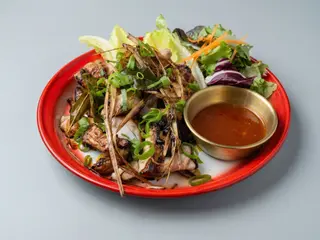 Kai Thod Samunprai (Ración)