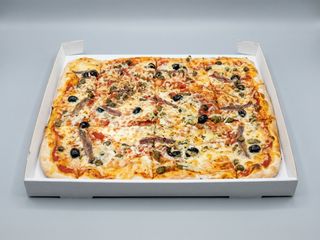 Pizza  Napolitana ll.