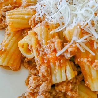 Rigatoni Boloñesa