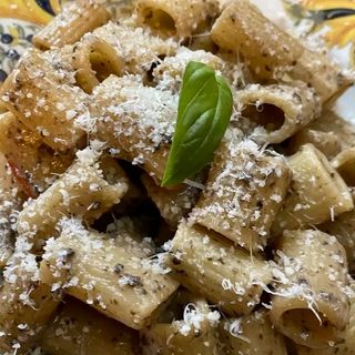 Rigatoni Tartufo e Parmigiano