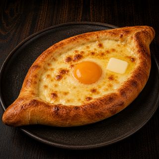 Adjaruli-Khachapuri