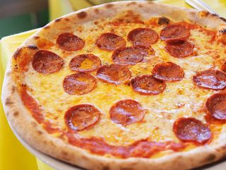 Pizza Calabrese
