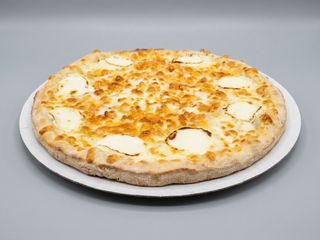 Pizza La Cremosa de quesos (Familiar)