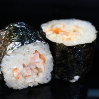 105.Maki de surimi (8u)