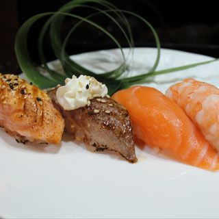 82.Nigiri variado 2 (5u)