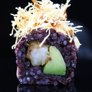 138.Uramaki ebi oscuro (8u)