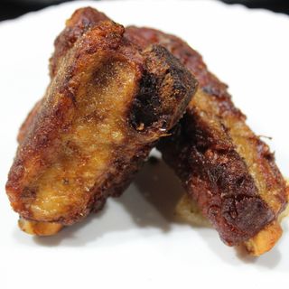 45.Costillas marinada con sal y pimienta (5u)