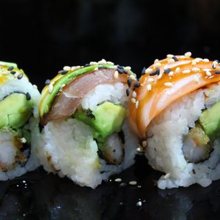 131.Uramaki Rainbow (8u)