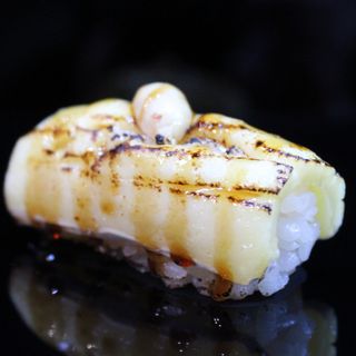 77.Nigiri de queso brie (2u)