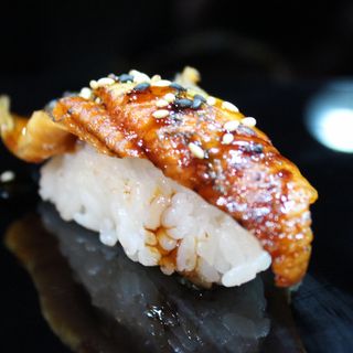 75.Nigiri de angila (2u)