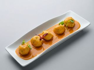 Albóndigas de Merluza en Salsa Americana (4 RACIONES)