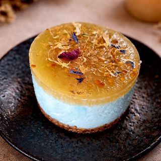 Cheesecake con Flores Comestibles