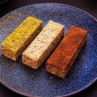 3 barritas de proteína de sabores variados