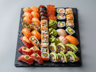 M1. Bandeja Sushi (10 Pzs.)