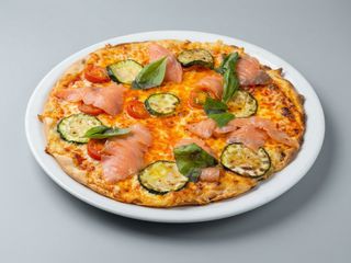 Pizza salomón (mediana)