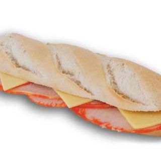 BOCADILLO DE LOMO ADOBADO Y QUESO