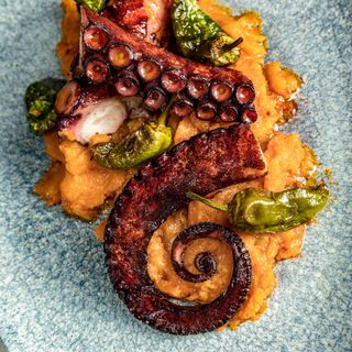 Pata De Pulpo A La Parrilla