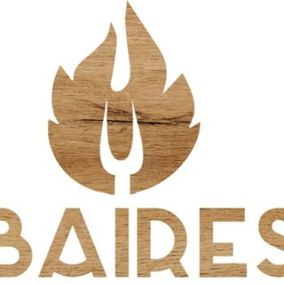 Hamburguesa con queso y patatas fritas