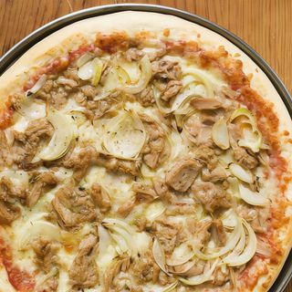 Pizza tonno