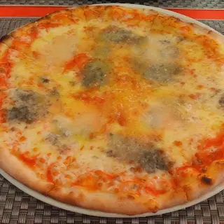 pizza 4 fomaggi (30 cm.)
