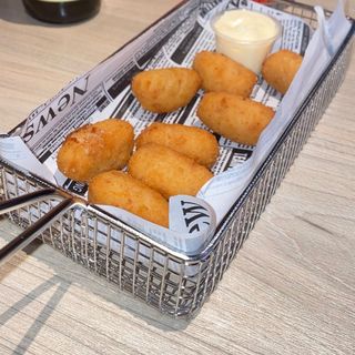 Croquetas de jamón ibérico