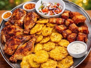 Picada de Barrio para cuatro personas + Coca-Cola 1,5