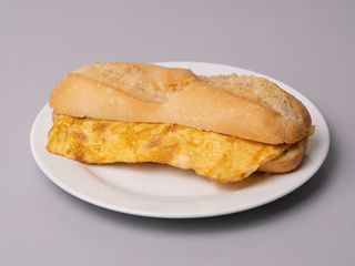 Bocadillo De Tortilla Francesa