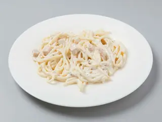 Pasta carbonara (300 G. Aprox.)