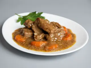 Tapa De Carne En Salsa