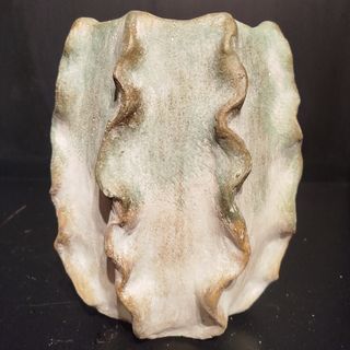 Jarrón Textura Ondulada