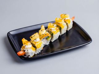 Tropical Pinha Roll