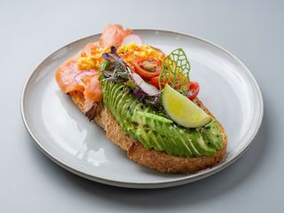 Smoked Salmon & avo  