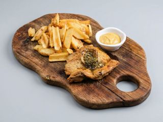 Churrasco de pollo campero con chimichurri de lima