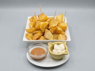 Patates braves / Patatas bravas