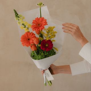 Ramo de Flores Variadas para Día de la Madre