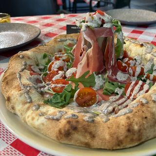 Pizza Giulia (33 Cm.)