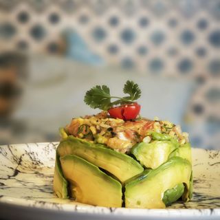 Tartar De Salmón Y Aguacate