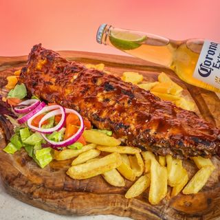 Costilla BBQ HOME + Postre + Corona + Patatas