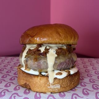 LA BAD GIRL (Burger del mes)