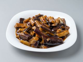 Berenjena China En Salsa