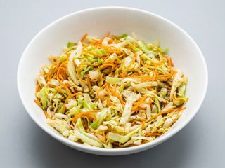 Verduras Salteadas Con Setas Y Bambú