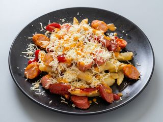 SALCHIPAPAS