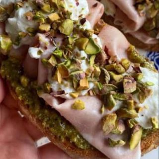 Bruschetta mortadella