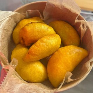 Mini Empanadas (6 Uds.)